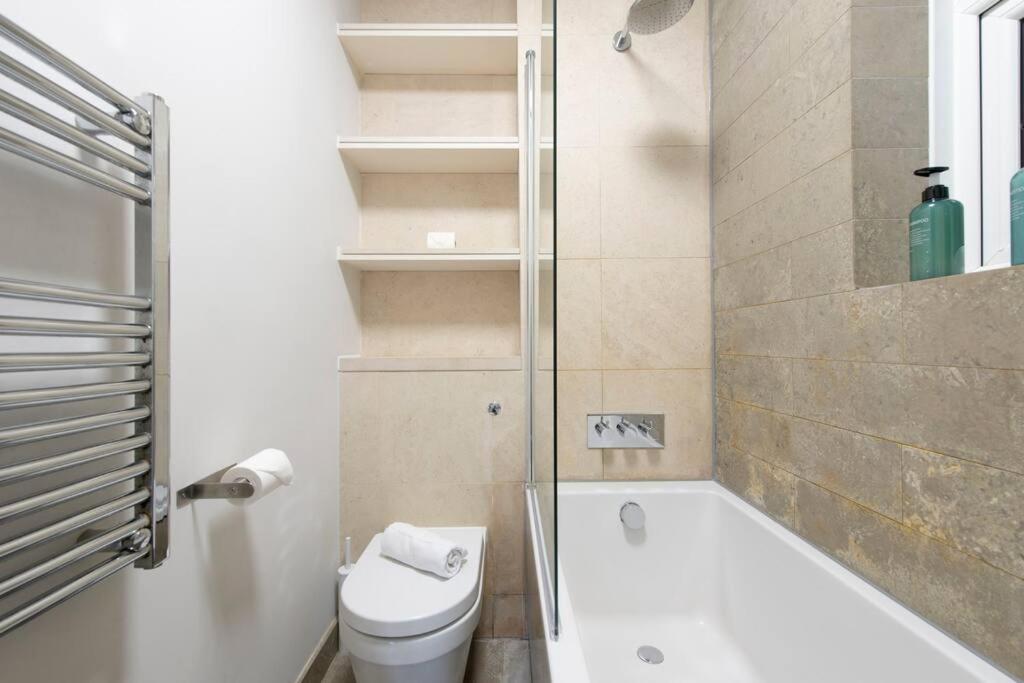 2 Bedroom Modern Urban Sanctuary 1Cc - Cherrydeal London Exterior photo